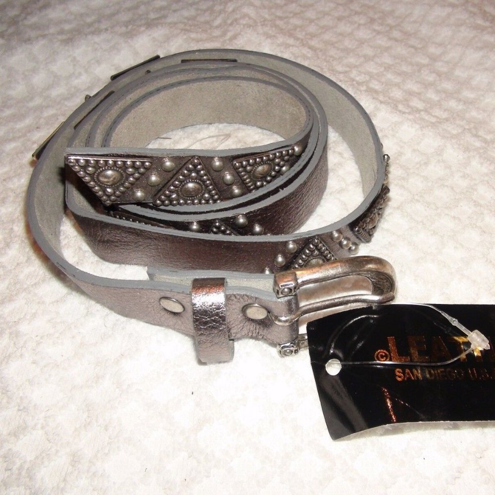 Leatherock Silver Studded Metal Hardware Leather Skinny Belt Size 34